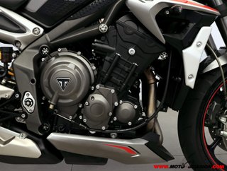 TRIUMPH STREET TRIPLE 765 RS
