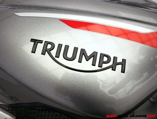 TRIUMPH STREET TRIPLE 765 RS