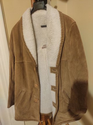 Chaquetón de ante con forro sherpa