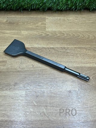 Cincel ancho D-25616 MAKITA