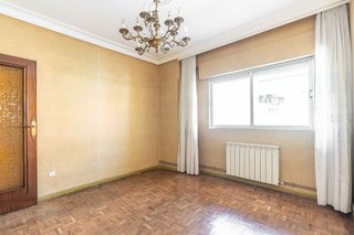 Piso en venta en Vista Alegre en Madrid