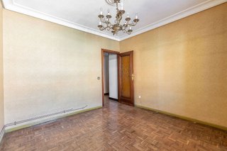 Piso en venta en Vista Alegre en Madrid