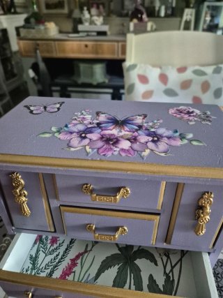 Joyero Morado y Dorado