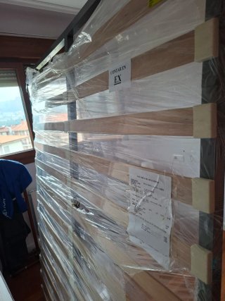 Somier 150cm Metal y Madera Casi Nuevo