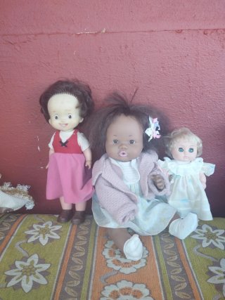 Lote de 4 muñecos antiguos