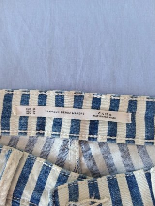 Pack 4 pantalones vaqueros de varias marcas.
