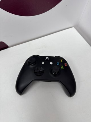 Consola Xbox One 1tb 1540