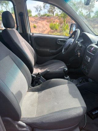 Opel Combo 2009