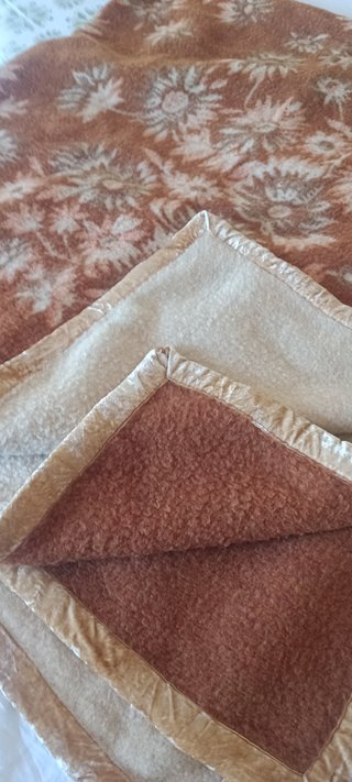 Coperta tipo Somma in lana