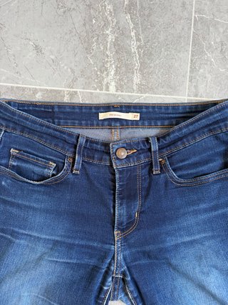 Levi's 711 Vaqueros Skinny Azul Oscuro