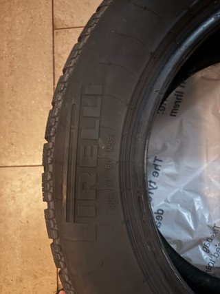 Neumáticos Invierno 225/55 R16