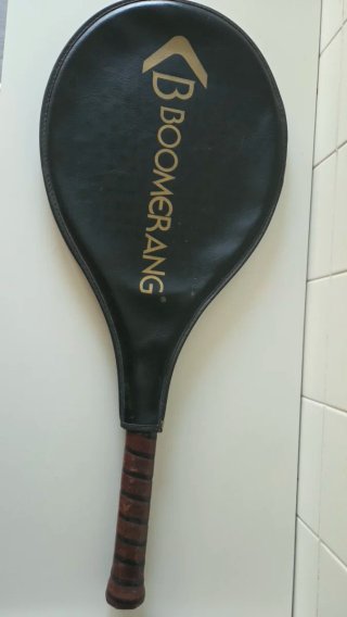 Raqueta de Frontenis antigua.