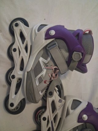 Patines en línea extensibles T. 35-38 + proteccion