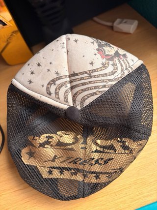 Gorra Xtress Negra y Dorada