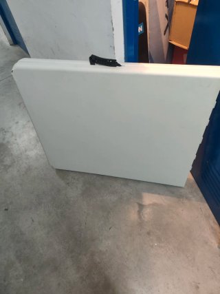 Mesa Plegable Jardín Blanca y Gris "LEER ANUNCIO"