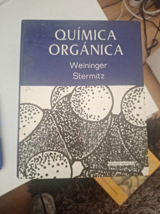 Libro de química orgánica.