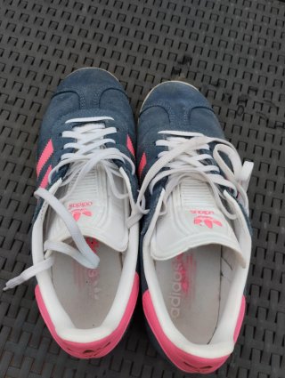 Adidas Gazelle Talla 39.5 Azul y Rosa