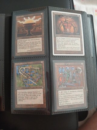 Medallón de Perlas y Esmeralda Magic Cards