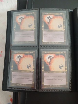 Medallón de Perlas y Esmeralda Magic Cards