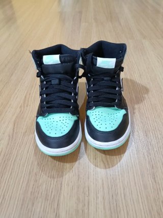 Nike Air Jordan 1 Retro High OG Green Glow