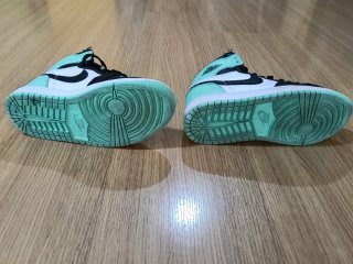 Nike Air Jordan 1 Retro High OG Green Glow