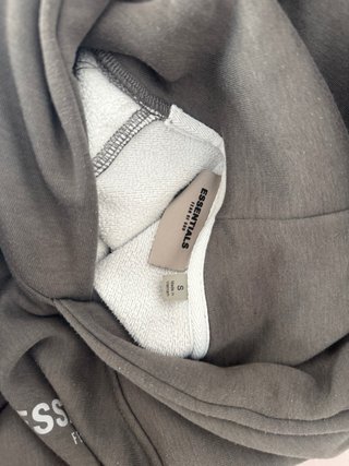 Sudadera Essentials Gris