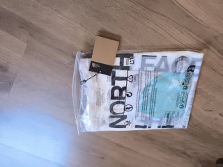 Camiseta The North Face Blanca
