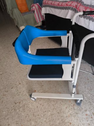 Silla de translado para pacientes nueva