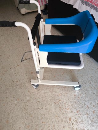 Silla de translado para pacientes nueva