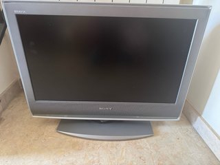 TV Sony Bravia 26 KDL-26S2000 HDMI Mando