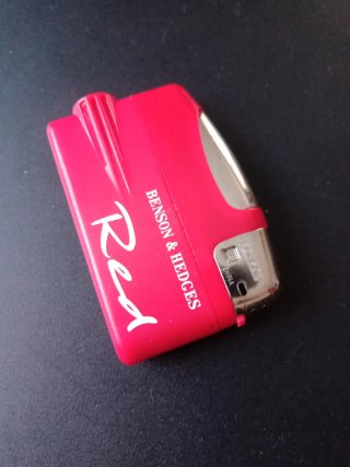 Mechero Ronson Rojo Benson & Hedges