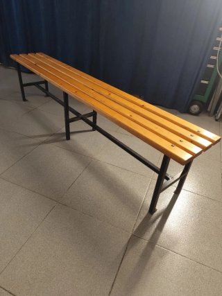 Banco de madera y metal 2m