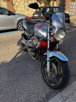 Honda CB600 Hornet Naked Plata