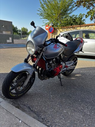 Honda CB600 Hornet Naked Plata