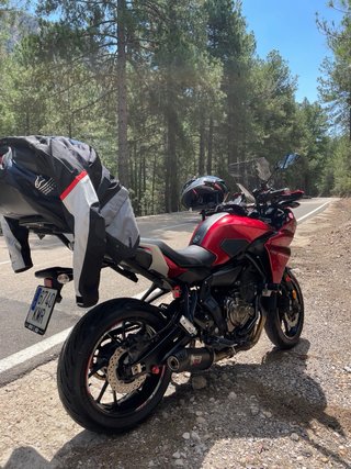 Yamaha Tracer 700 ABS Roja
