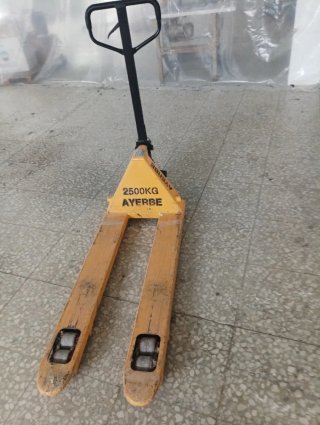 Transpaleta Manual 2500kg AYERBE