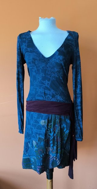 Vestido Desigual Azul Estampado Talla M