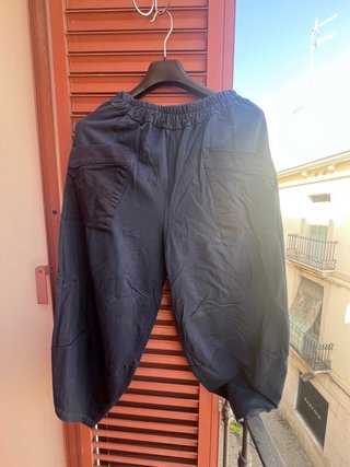 Pantalón bombacho azul marino talla grande