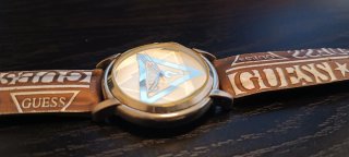 Reloj Guess Marrón y Dorado