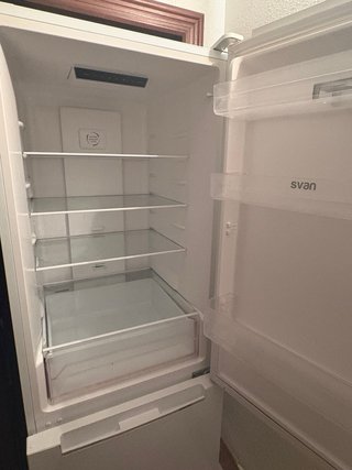Frigorífico SVAN 253L No Frost Clase E