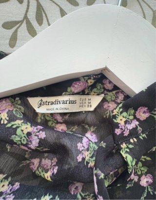 Vestido negro floral