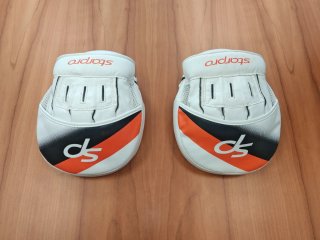 Pack Boxeo: Escudo, Manoplas, Casco y Comba