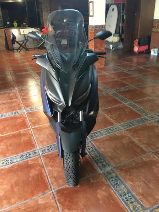 Yamaha Xmax 400 2019 - 5000 km