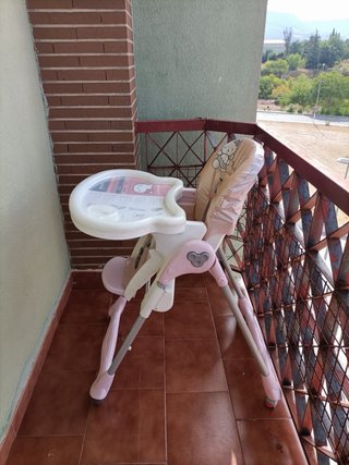 Trona bebé Brevi Hello Kitty