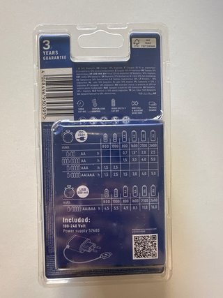 Cargador Varta Eco + 4 Pilas AAA 800mAh - Nuevo