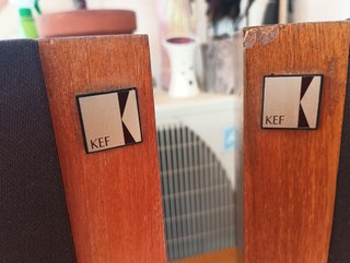 Altavoces KEF Corelli