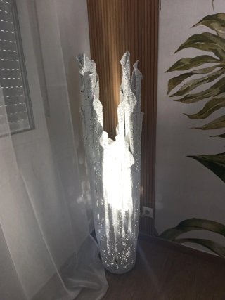 Lámpara encaje artesanal