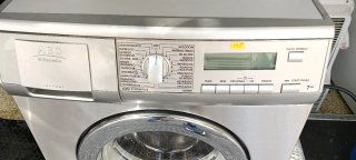 LAVADORA CARGA FRONTAL AEG 7 KG