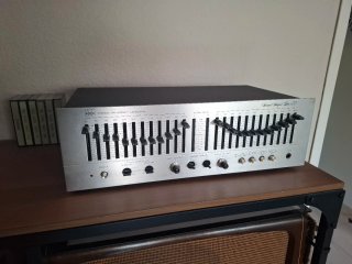 Equipo de música Sony y ecualizador ACD