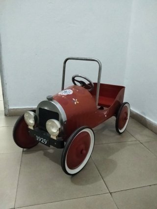 Coche correpasillos metal vintage 1929